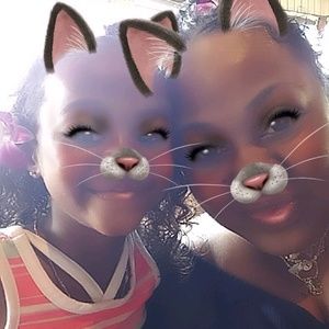 Meet your Posher, Ebony